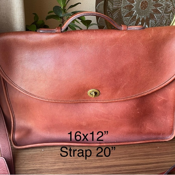 Vintage COACH Cognac “Lexington” Leather Briefcase Unisex Excellent Condition - Picture 4 of 16
